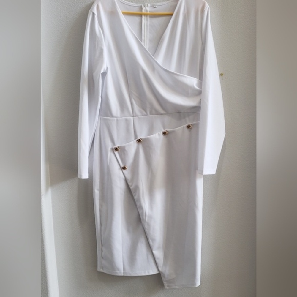 White knee length dress with cross over top asymmetric hem line size XL